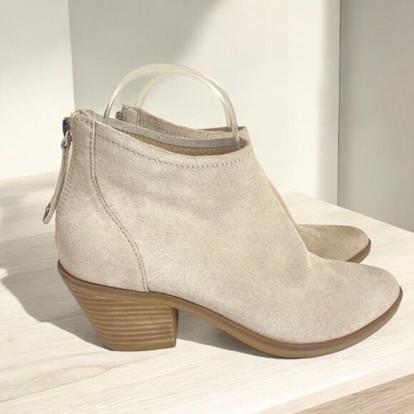 Dolce Vita Erika Suede Booties Beige Size 6 - Picture 7 of 11
